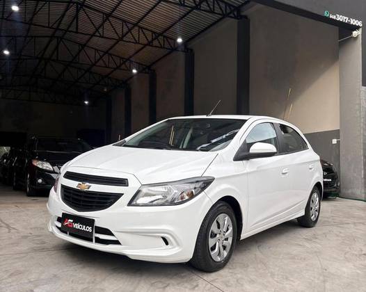 CHEVROLET ONIX 1.0 MPFI JOY 8V FLEX 4P MANUAL CHEVROLET ONIX 1.0 MPFI JOY 8V FLEX 4P MANUAL
